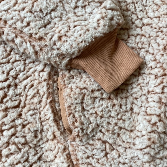 Express Pullover - Picture 3 of 4